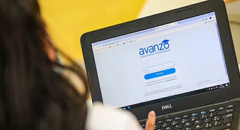 Inicia prueba AVANZO con evaluación de Precálculo y Ciudadanía para estudiantes de bachillerato
