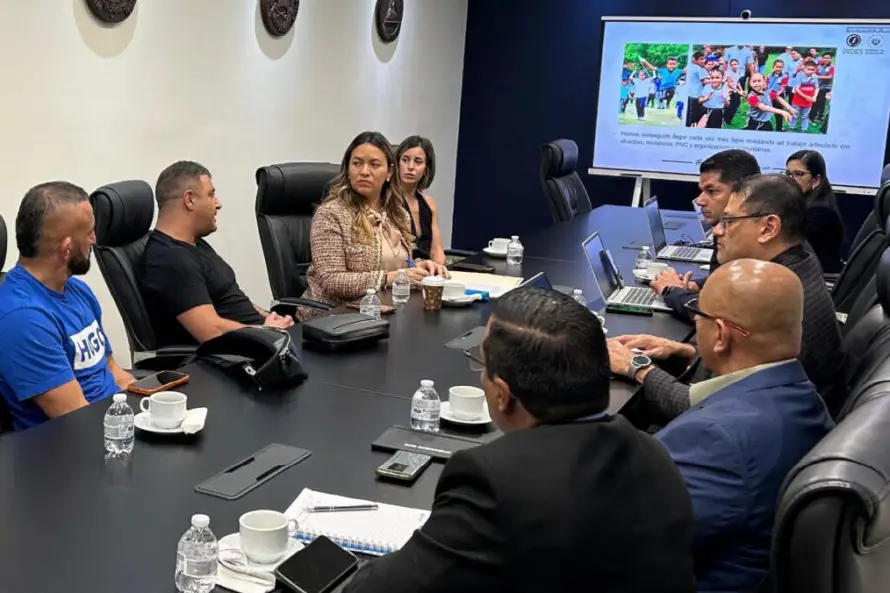 Inversionistas europeos establecerán centro con gimnasio y guardería en El Salvador