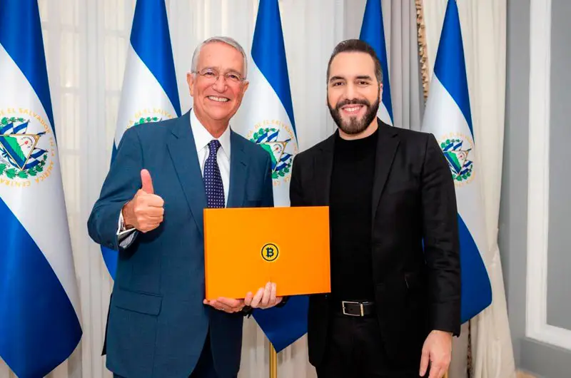 Bukele se reúne con Ricardo Salinas Pliego, dueño de TV Azteca