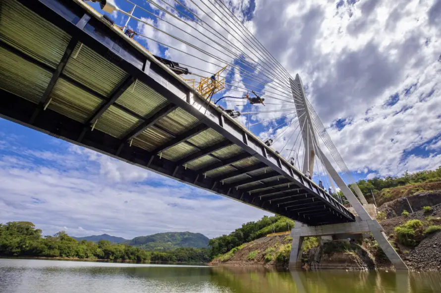 CEL habilita salto de hasta 28 metros del río Torola de forma gratuita