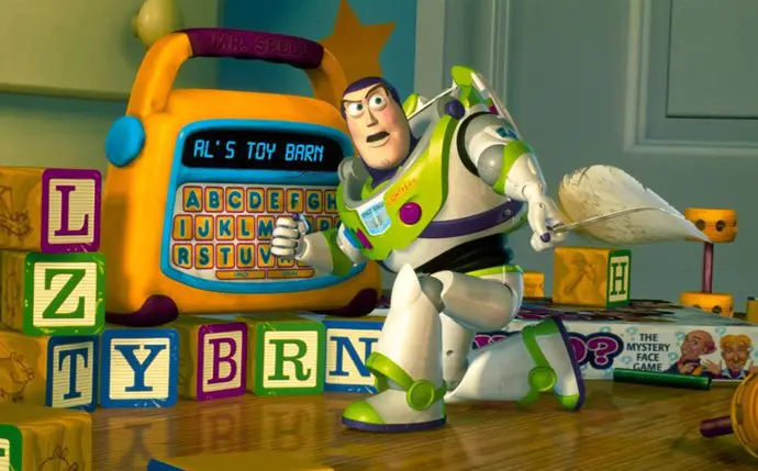 Toy Story 5 presenta a un ejército de Buzz Lightyear y una villana digital en su regreso a los cines