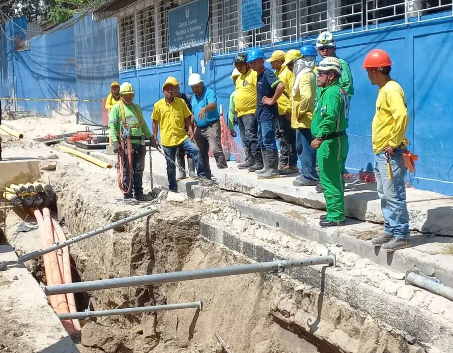 Entregan indemnización a familias de trabajadores que murieron en obras de cableado subterráneo en Centro Histórico
