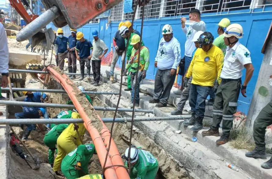 Ministro Castro dice que empresas deben trabajar en protocolos de seguridad contra accidentes laborales