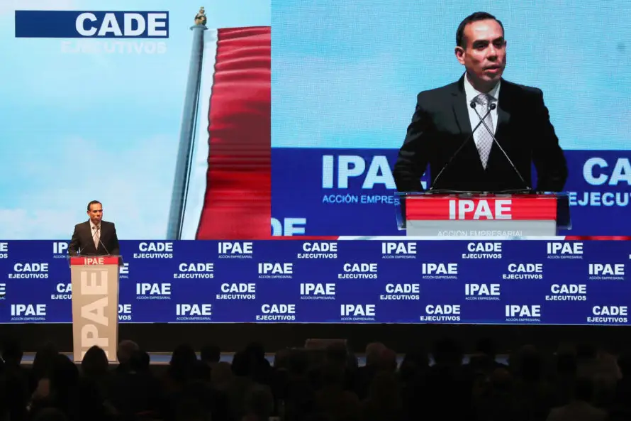 Un mes de Jerí como presidente de Perú: presos a lo Bukele, protestas y crisis con México