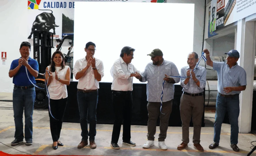 Galvanissa inaugura su Megaservicio 59 en Usulután, sumando más de 240 puntos de venta en la región