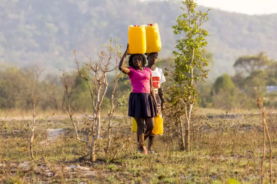 Crisis climática afecta de forma desproporcionada a las niñas en América Latina y Caribe