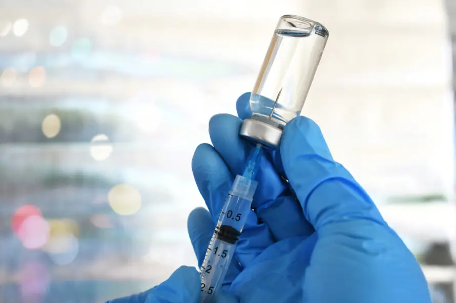 OMS: La pérdida de confianza en las vacunas aumentará los casos de neumonía y meningitis
