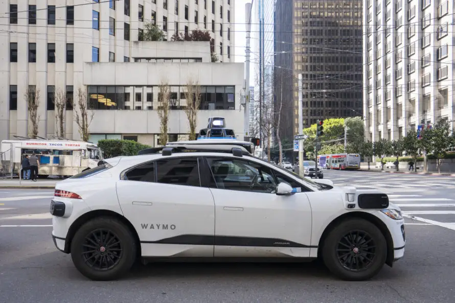 Los vehículos de Waymo empiezan a circular en Nueva Orleans, Tampa y Minneapolis
