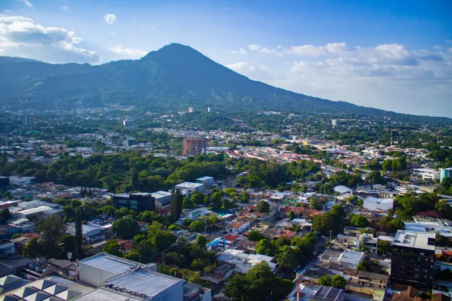 La época seca ya inició en El Salvador pero Medio Ambiente no descarta lluvias leves en lo que resta del 2025