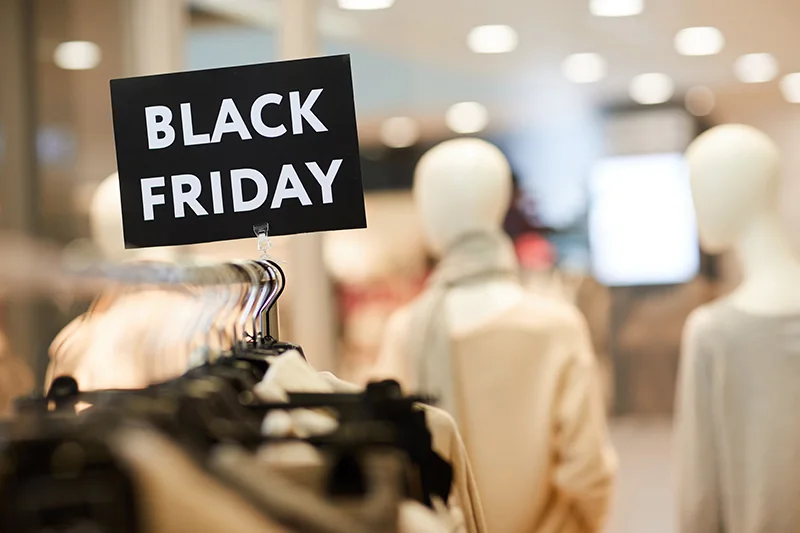 Los consumidores salvadoreños son más exigentes con las ofertas del Black Friday, según estudio