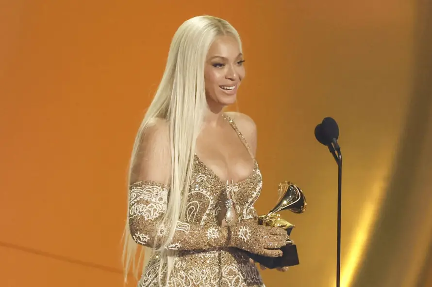 Beyoncé alcanza estatus de multimillonaria y entra a la lista de Forbes