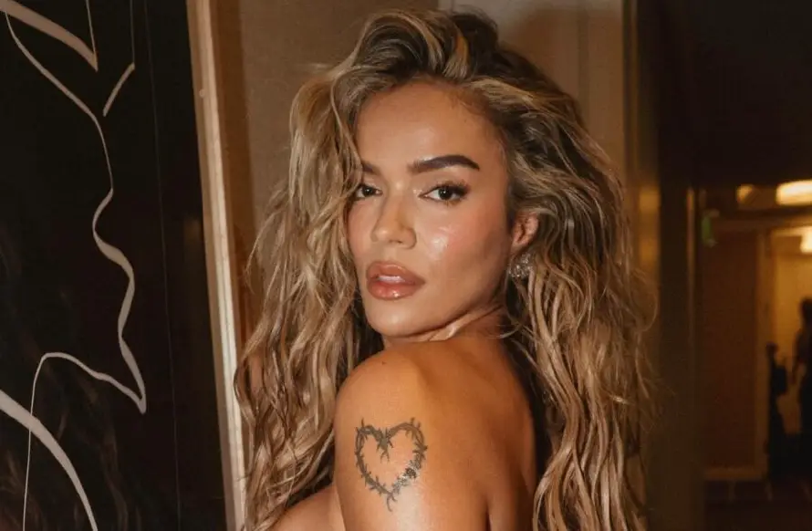 La colombiana Karol G ya lanzó el especial "La PremiEre" en YouTube