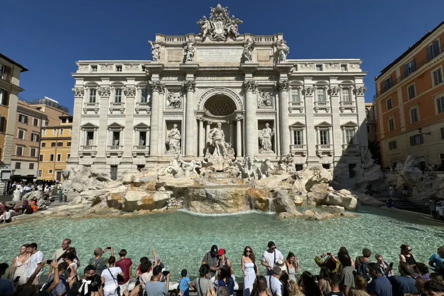 La Fontana de Trevi cobrará 2 euros de entrada a partir de febrero de 2026