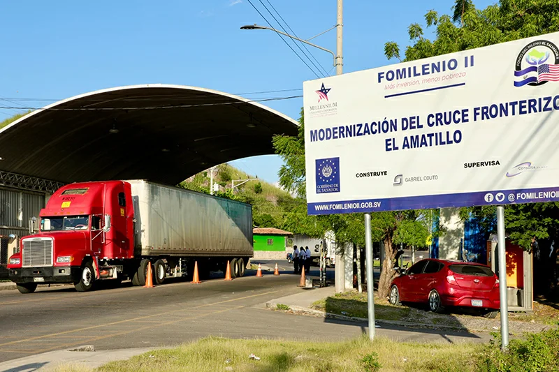 El Salvador es el país latinoamericano que más rápido despacha en aduana, según el BID