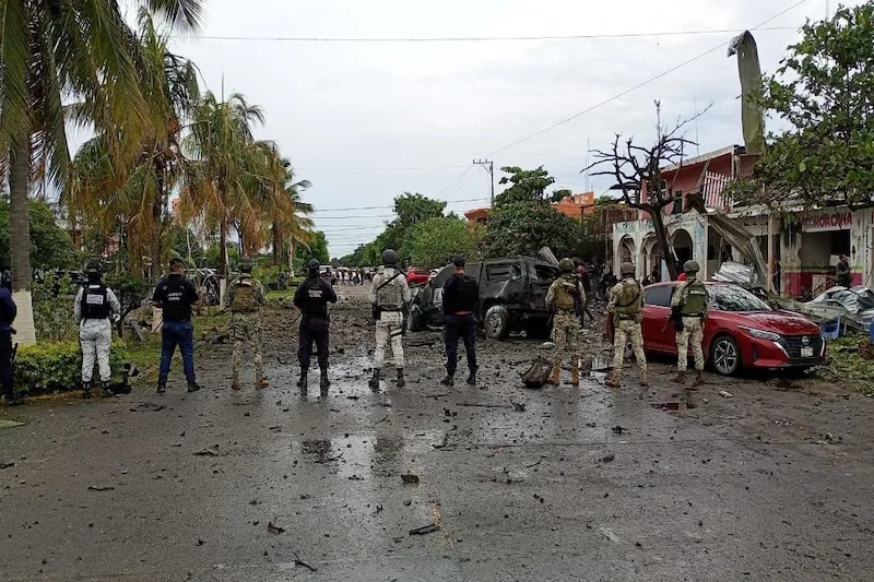 Explosión de bomba deja al menos dos muertos y siete heridos en Michoacán, México