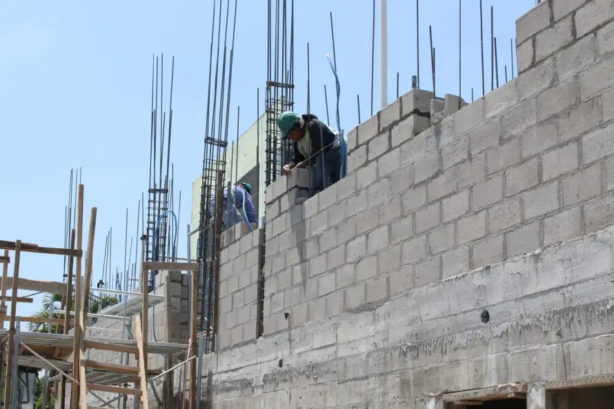 El 41 % de los permisos de construcción aprobados por la Opamss se concentran en San Salvador en 2025