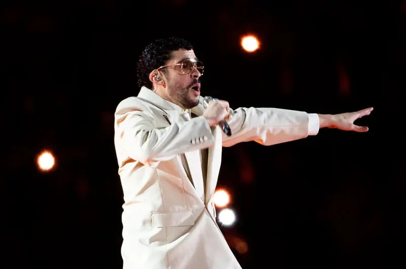 J Balvin sella su reconciliación con Bad Bunny tras concierto en México