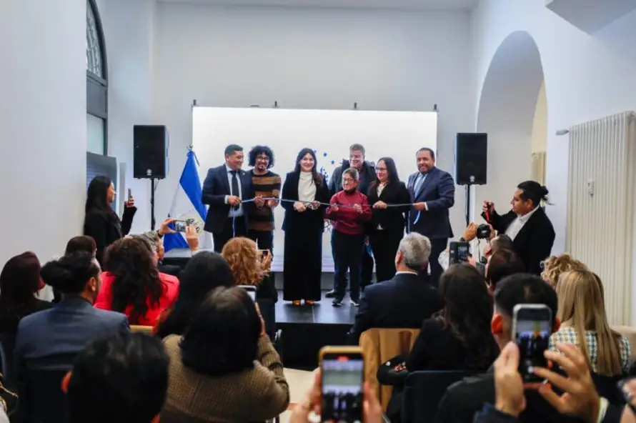 El Salvador inaugura nuevas instalaciones del consulado en Milán, Italia