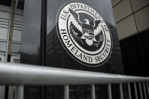 EEUU confirma hará anuncio sobre TPS para El Salvador y mantiene protección mientras tanto