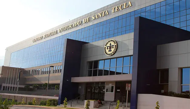 Condenan a tres hermanos por tráfico ilegal de personas hacia EE.UU.