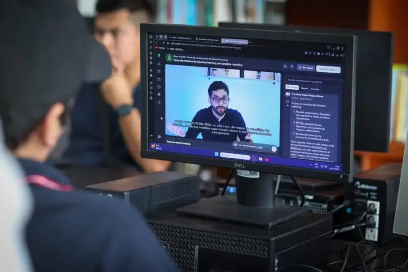 Plataforma “Certifícate” supera los 100,000 inscritos en más de 1,600 cursos en línea