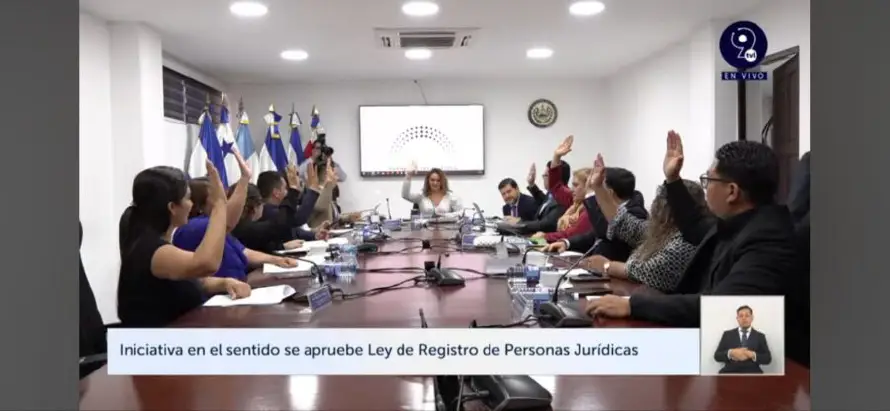 Dictaminan a favor para que Adescos se registren ante CNR y crear Ley de Registro de Personas Jurídicas
