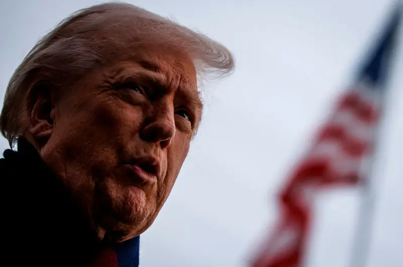 Departamento de Justicia niega vínculo de Trump con eliminación de fotos del caso Epstein