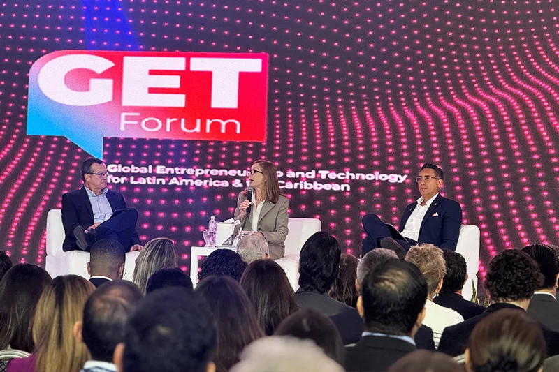 El Salvador exhibe avances fiscales y nuevo marco de incentivos para atraer inversión en el GET Forum