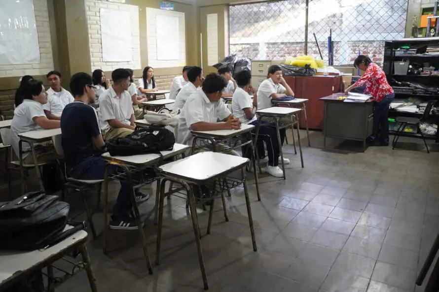 Matrícula escolar 2025 reportó una baja de más de 33,000 estudiantes, según Simeduco