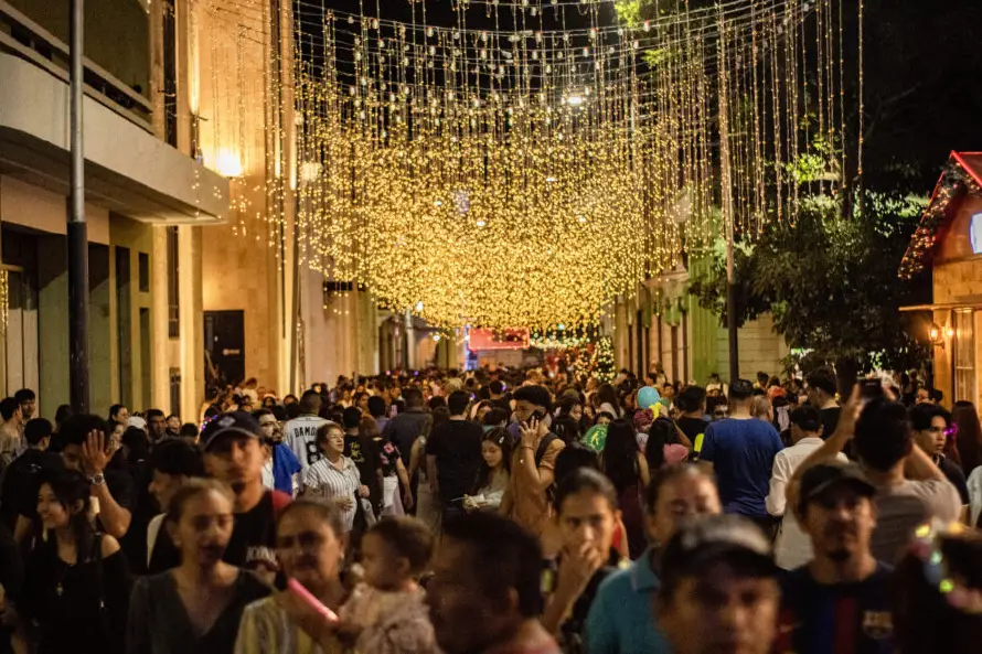 La villa navideña del centro histórico de San Salvador ya superó los 2.8 millones de visitantes