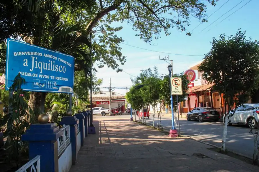 Usulután Oeste y Ahuachapán Centro ordenan exención de pago de intereses y multas por deudas tributarias