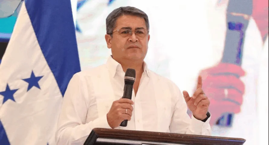 Hernández, indultado por Trump, en paradero desconocido y con causas abiertas en Honduras
