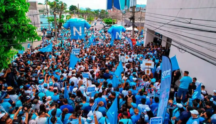 Afiliados de NI a elecciones internas: votarán por internet si viven en el extranjero o presencialmente si residen en El Salvador