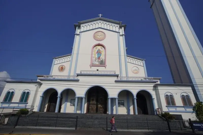Parroquia María Auxiliadora conmemora 75 años de la colocación de la primera piedra de su templo en San Salvador