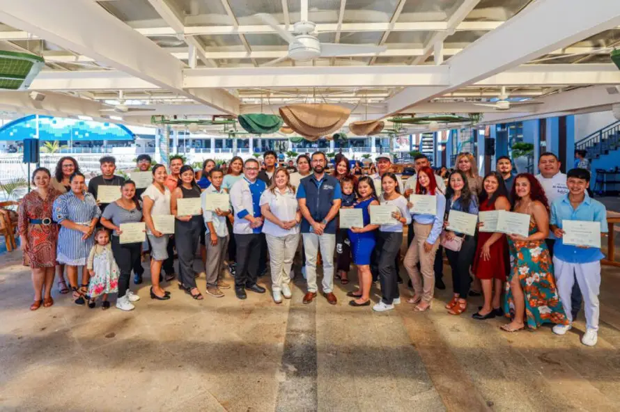 Más de 20 jóvenes retornados se capacitan en gastronomía para impulsar empleo y negocios