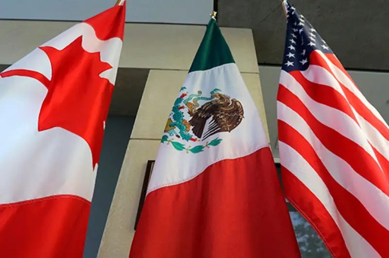 Trump sugiere que dejará expirar el T-MEC y buscará un nuevo acuerdo con México y Canadá