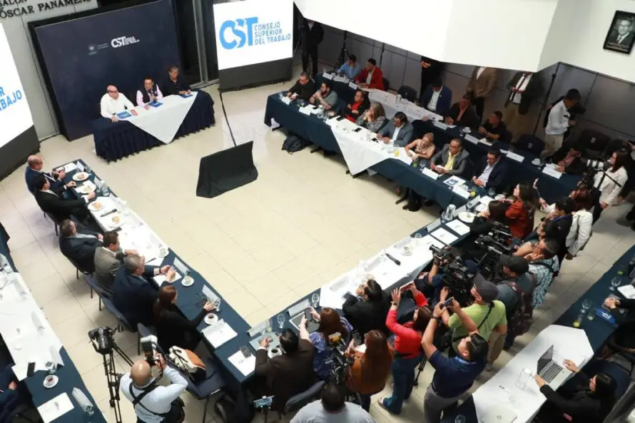 Consejo del Trabajo define agenda para 2026 con prioridad en informalidad, empleos y activación económica