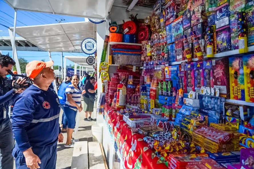 Personas que vendan pirotécnicos ilegales serán multadas con 10 salarios mínimos