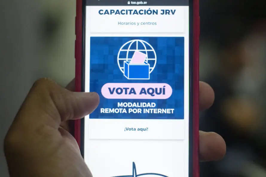 TSE informó a la JVE que en junio se contratará empresa de voto electrónico en el exterior
