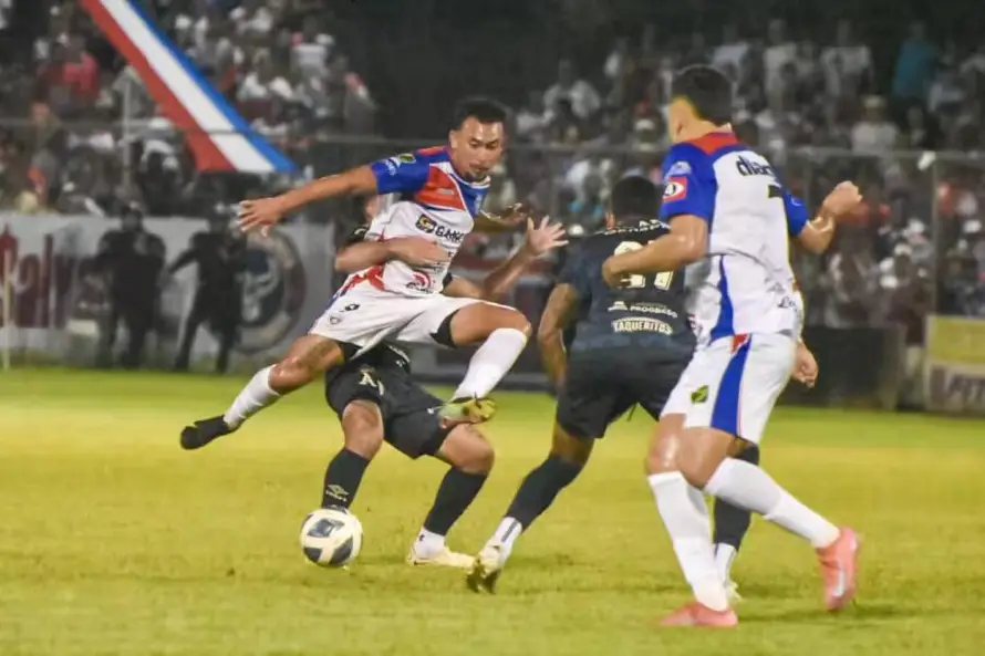 Estos son los pronósticos de los periodistas deportivos para la final entre Alianza y Firpo