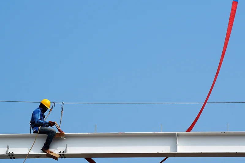 Más de la mitad de los salvadoreños en EE. UU. que envían remesas trabaja en construcción, limpieza y restaurantes