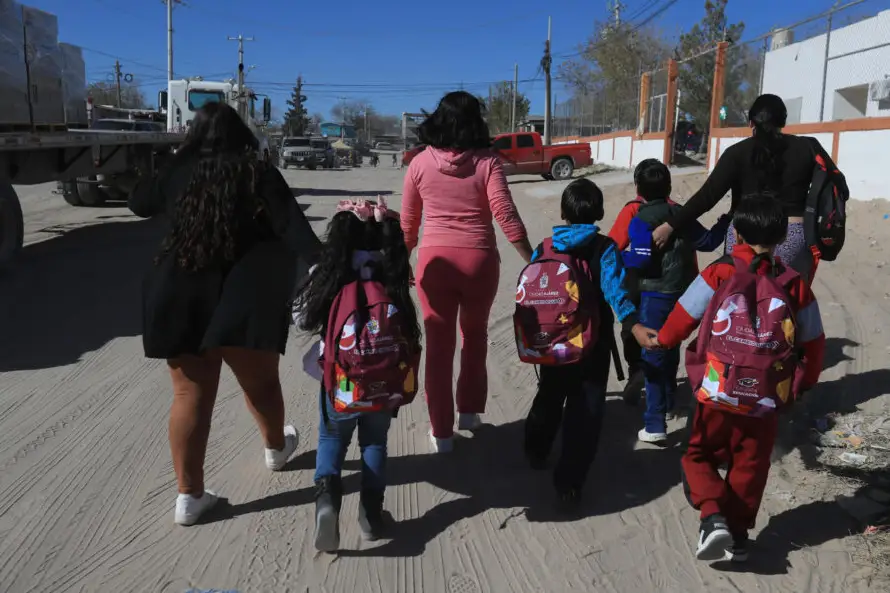Detenciones de migrantes salvadoreños caen 72 % en EE.UU.