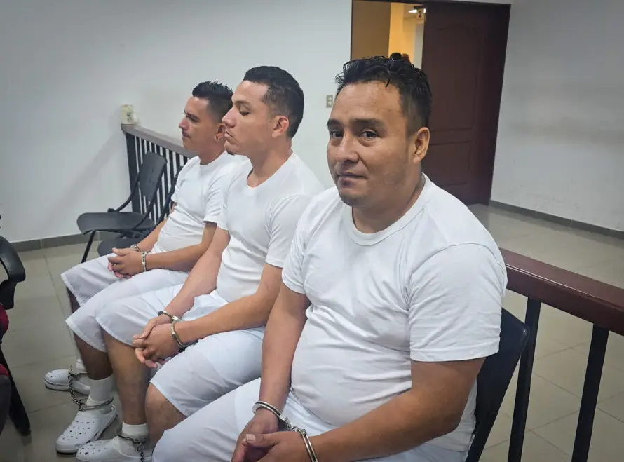 Condenan a 17 años de cárcel a tres sujetos por ahogar a un hombre en un río 
