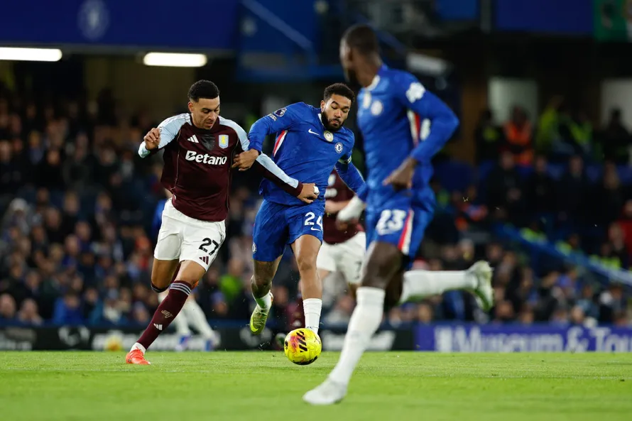 El Aston Villa remonta al Chelsea y prolonga su racha en la Premier League