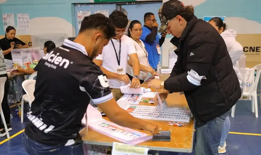 Obispos hondureños piden respeto a voluntad popular en urnas en medio de crisis electoral