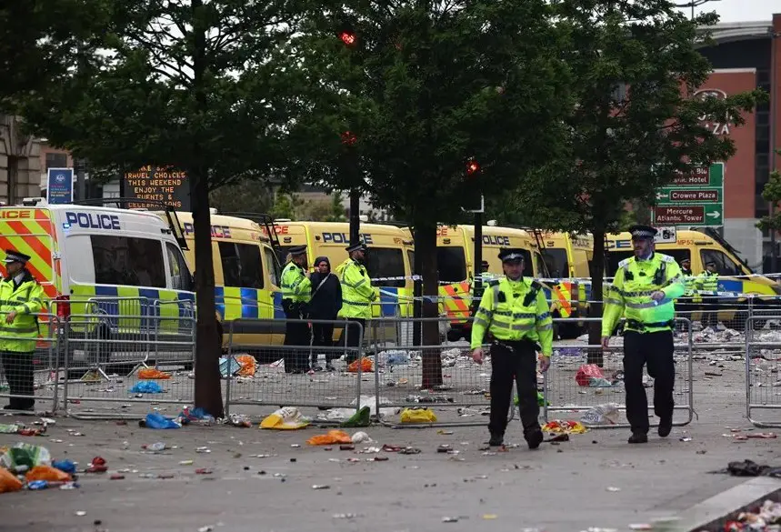Condenan a 21 años de cárcel al autor del atropello masivo en Liverpool
