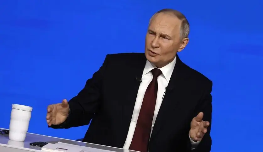 Putin admite problemas de combustible tras ataques ucranianos en Rusia