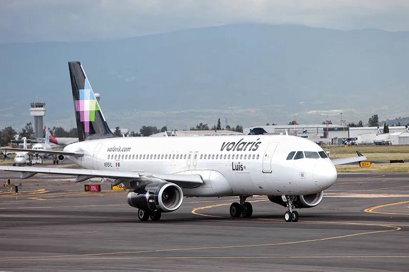 Las aerolíneas Volaris y VivaAerobus anuncian la creación de un grupo conjunto en México