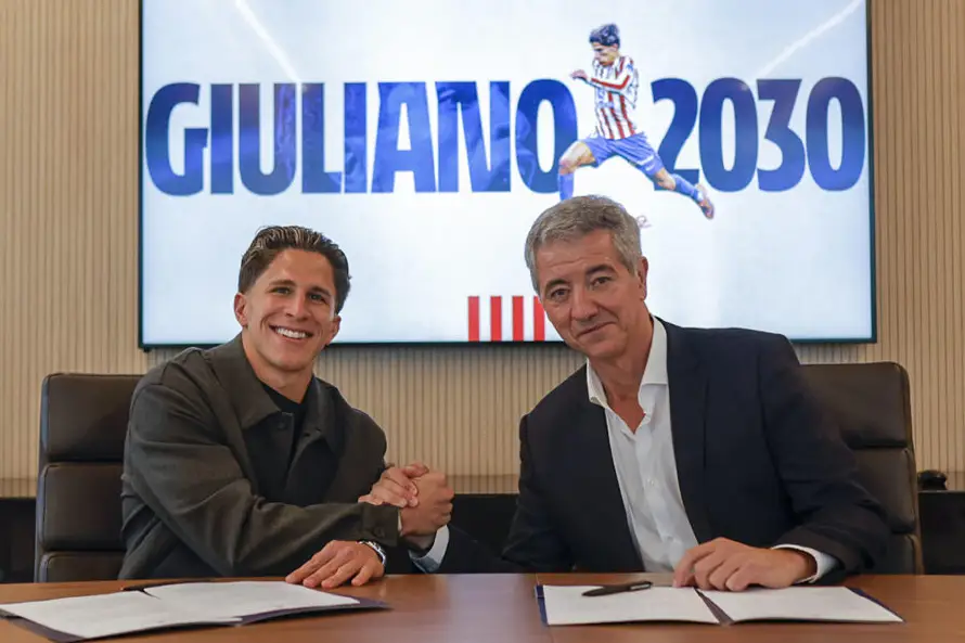 El Atlético de Madrid renueva al argentino Giuliano Simeone y lo amarra hasta 2030