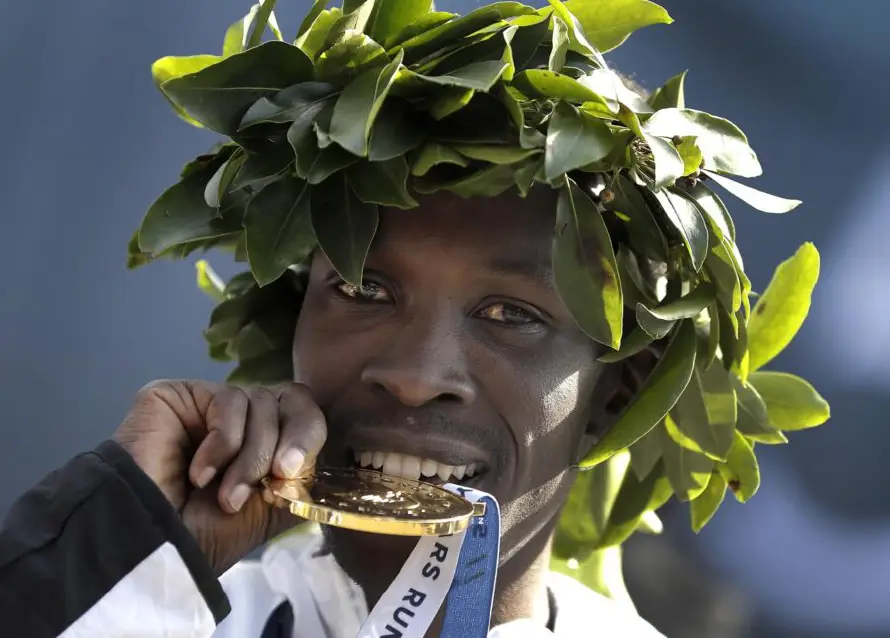 Suspendido por dopaje al atleta keniano Albert Korir, ganador del Maratón de Nueva York en 2021